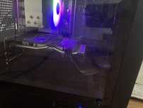 Видеокарта gtx 1660 super в идеальном состоянии