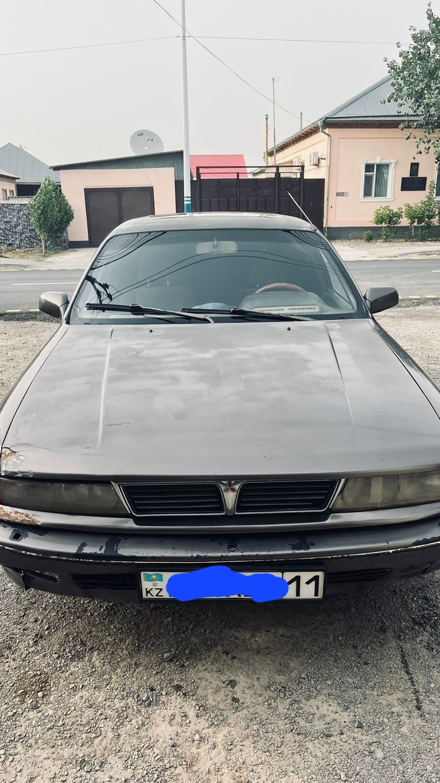 Mitsubishi galant