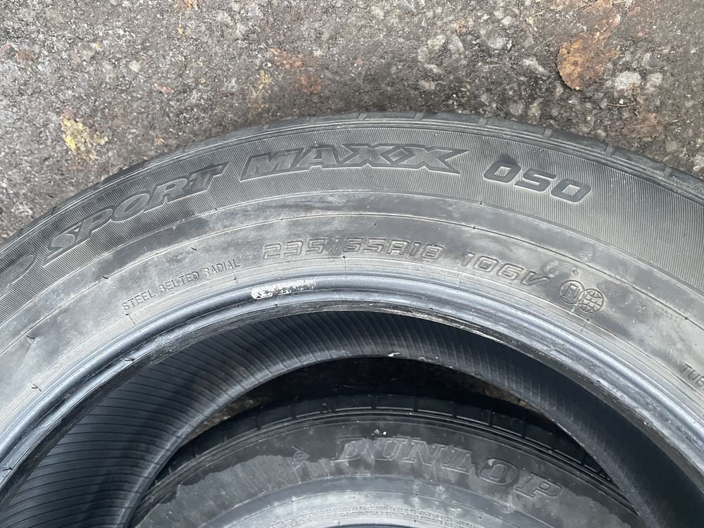 Комплект шин Dunlop 235 65 R18 летние на lexus rx.