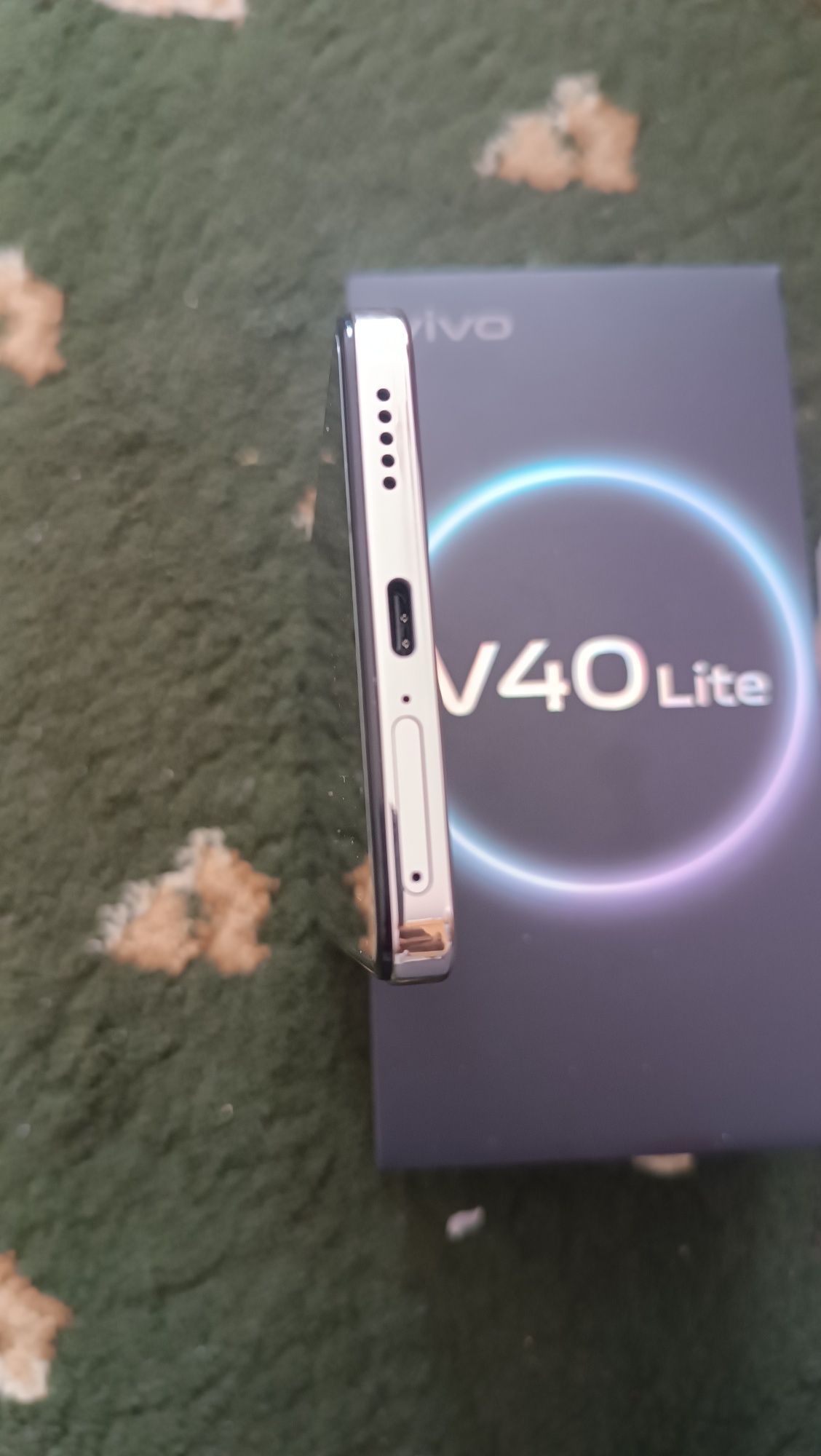 Vivo V40 Lite (V2424) 8 gb, 128 gb
