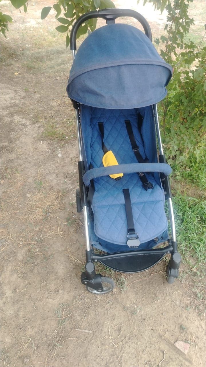 Продам коляску состояние хорошее