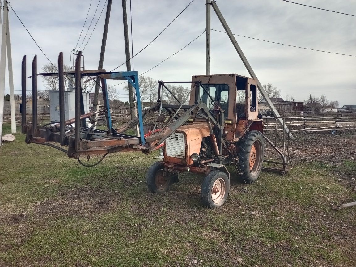 Продам трактор т25