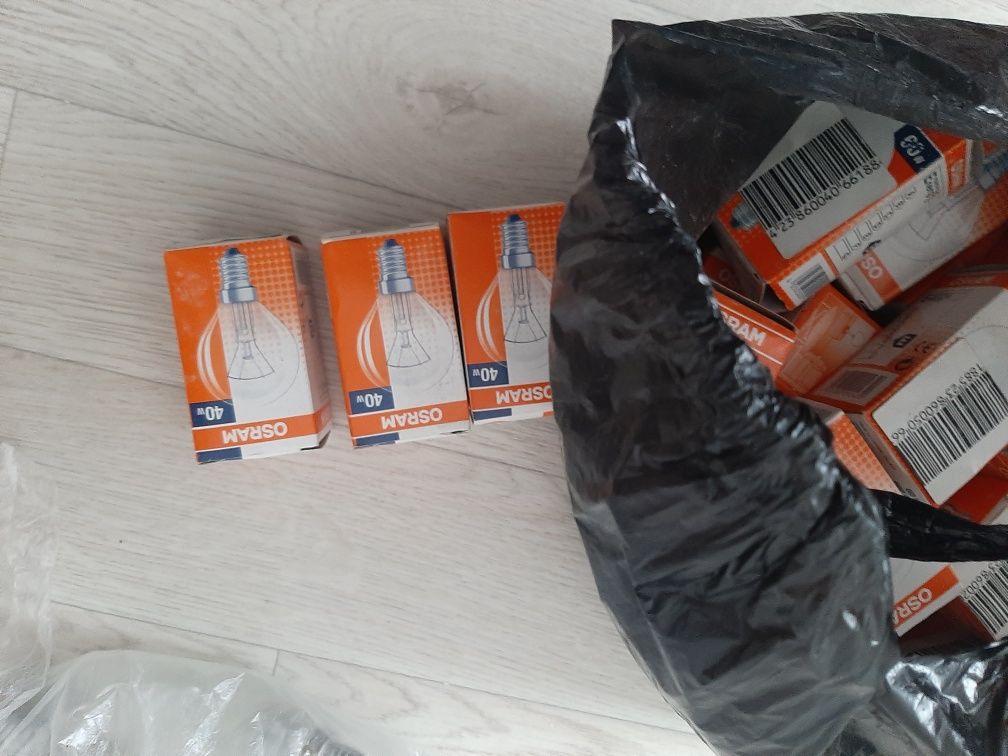 Продаю     лампочки