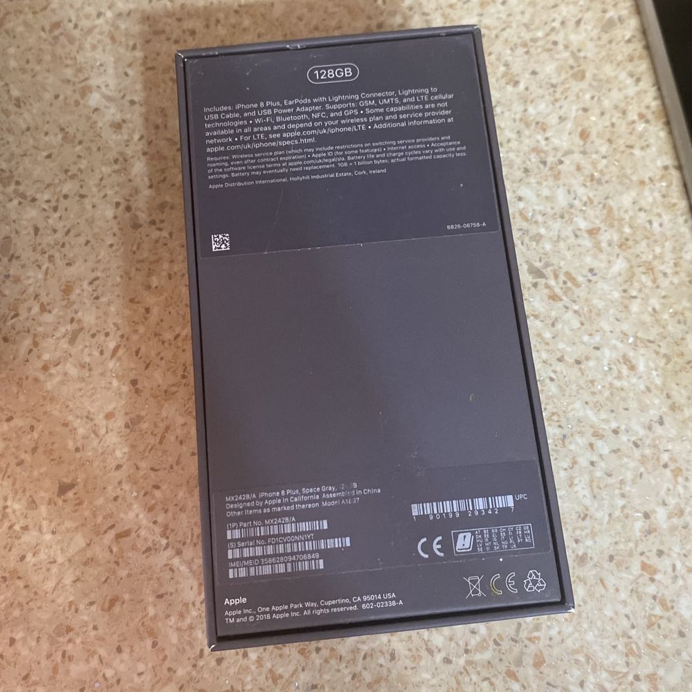 Продаю Айфон 8 plus,Память-128 .Цена 55.000 тыс .В хорошем состояние .