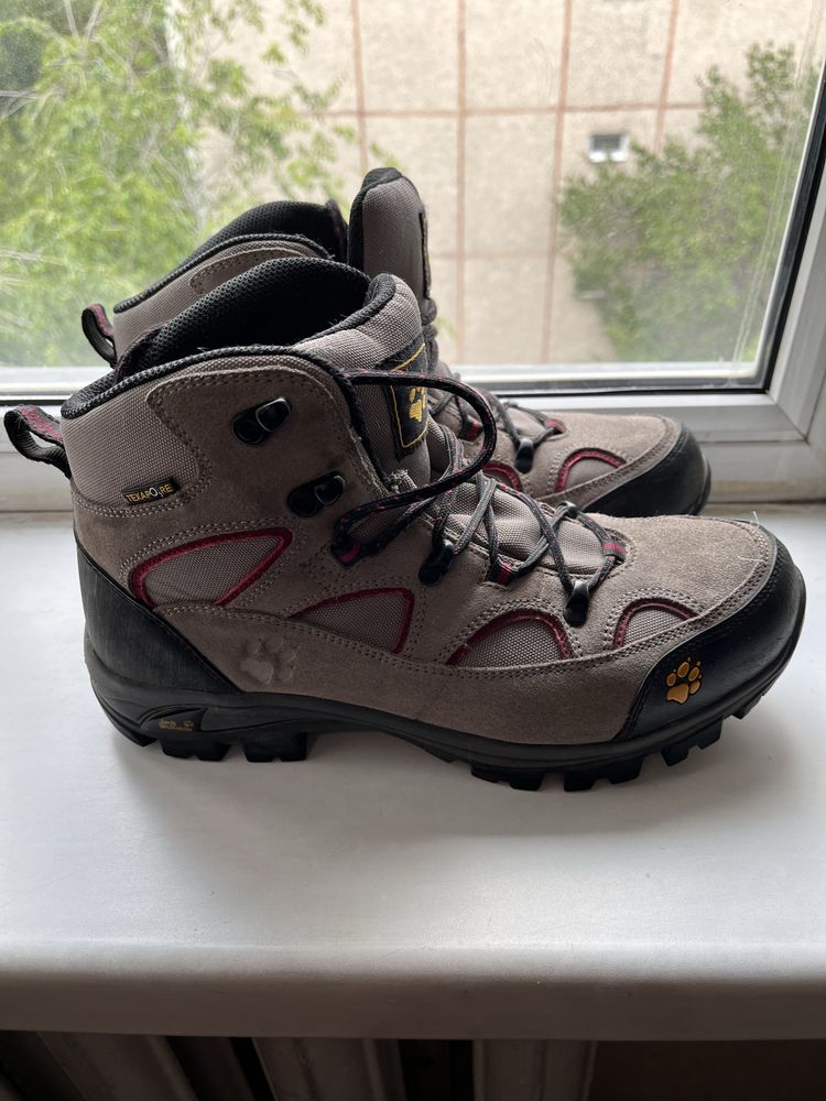 Ботинки Wolfskin женские 42 размер