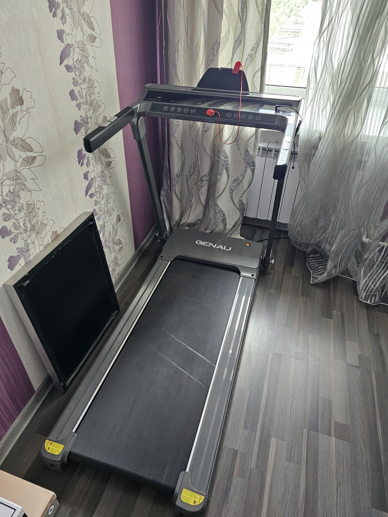 Продам Беговую дорожку Genau Mosaic R3