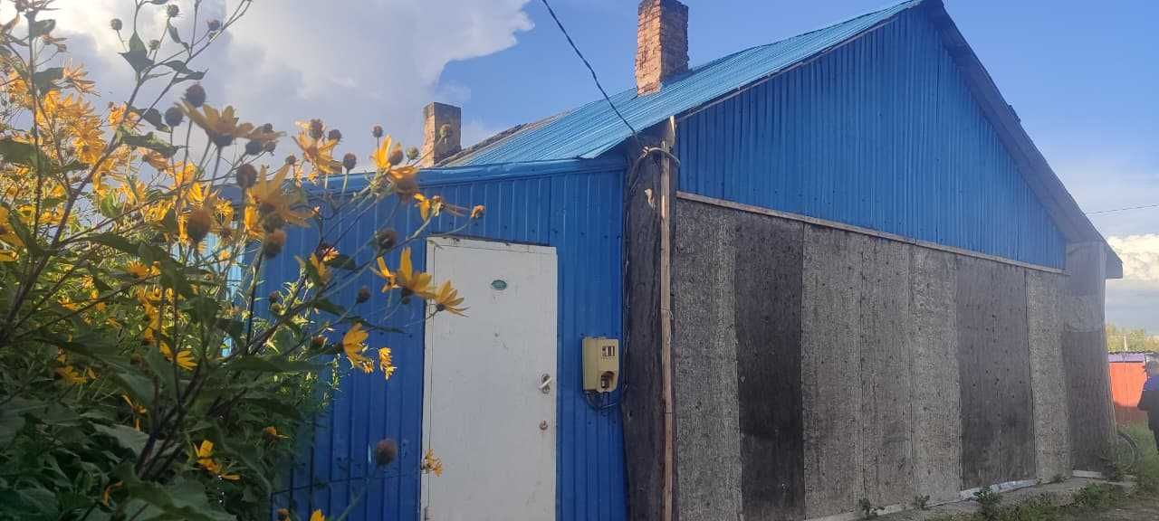 Продам 2-комн.дом в Рабочем. Барачного типа.6млн