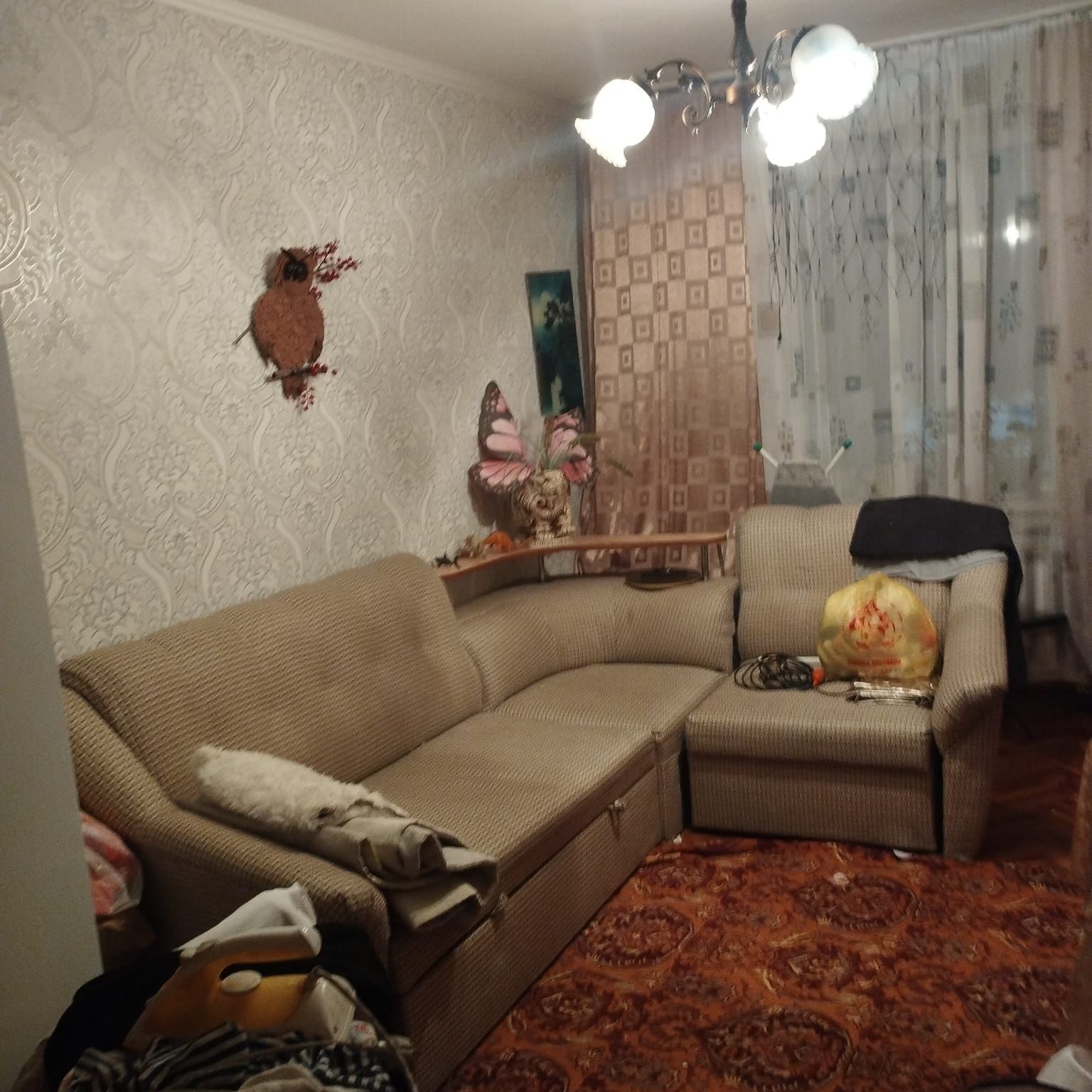 Продам срочно диваны