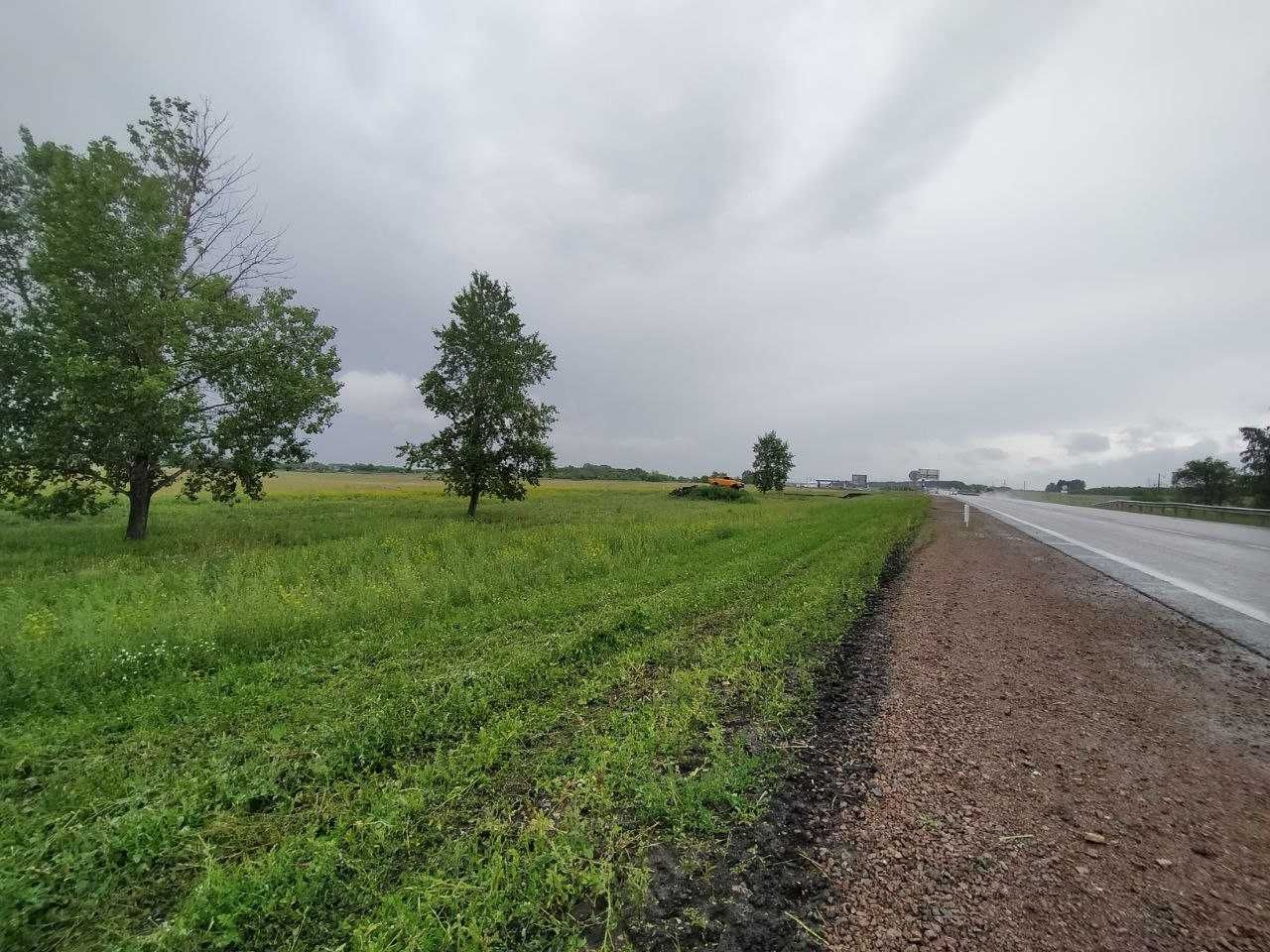 Продажа перспективного коммерческого участка.