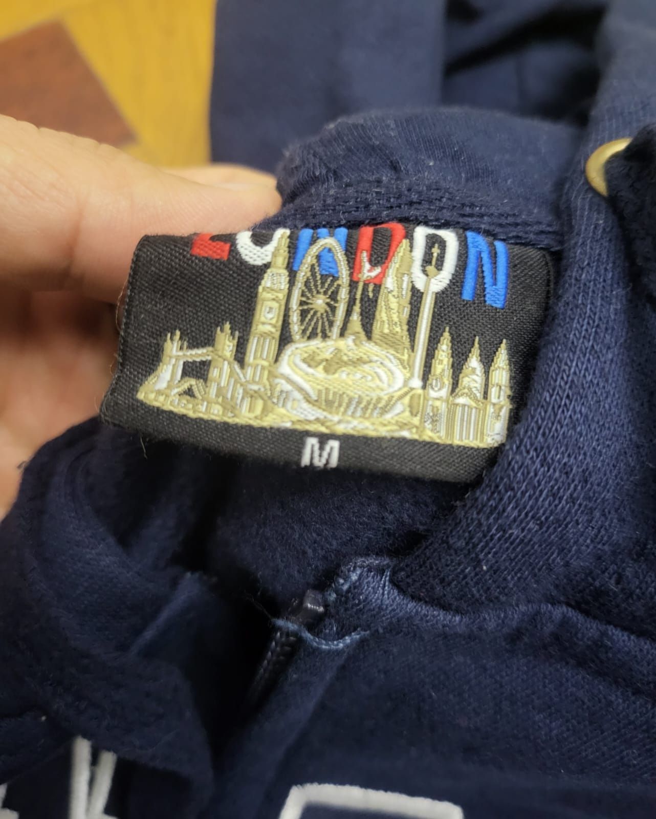 Продам худи новое