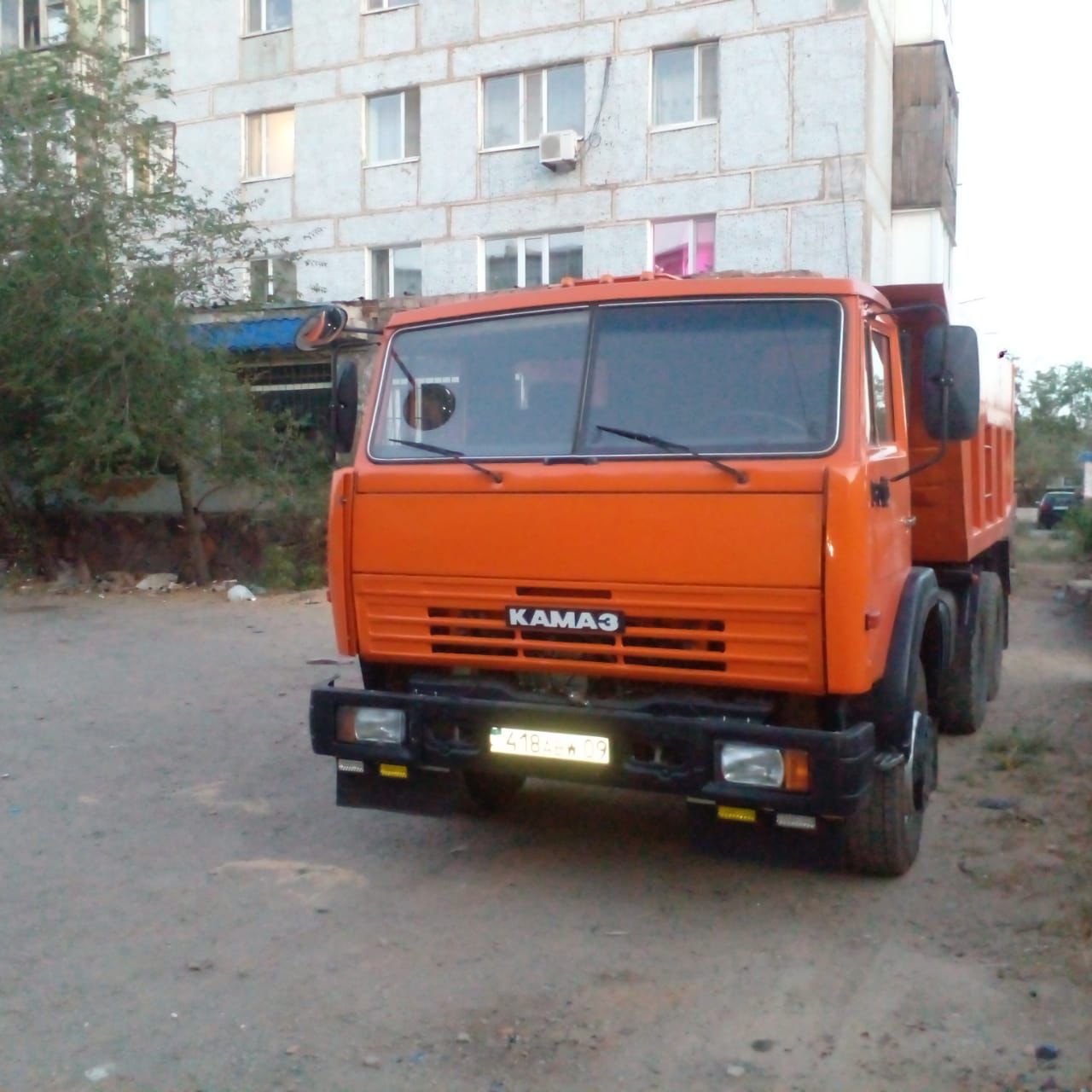 Продам  КамАЗ  за  7 мил (торг есть) или обмен на легковой автомобиль.