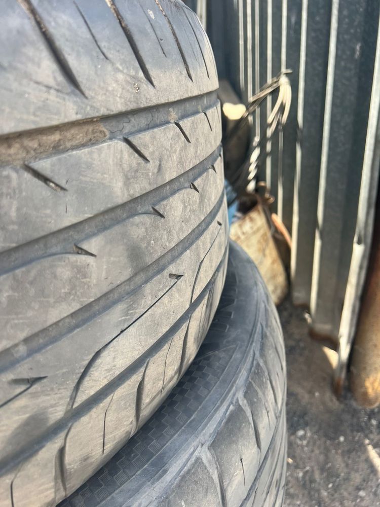 Продам резину летнюю. 285/50/20