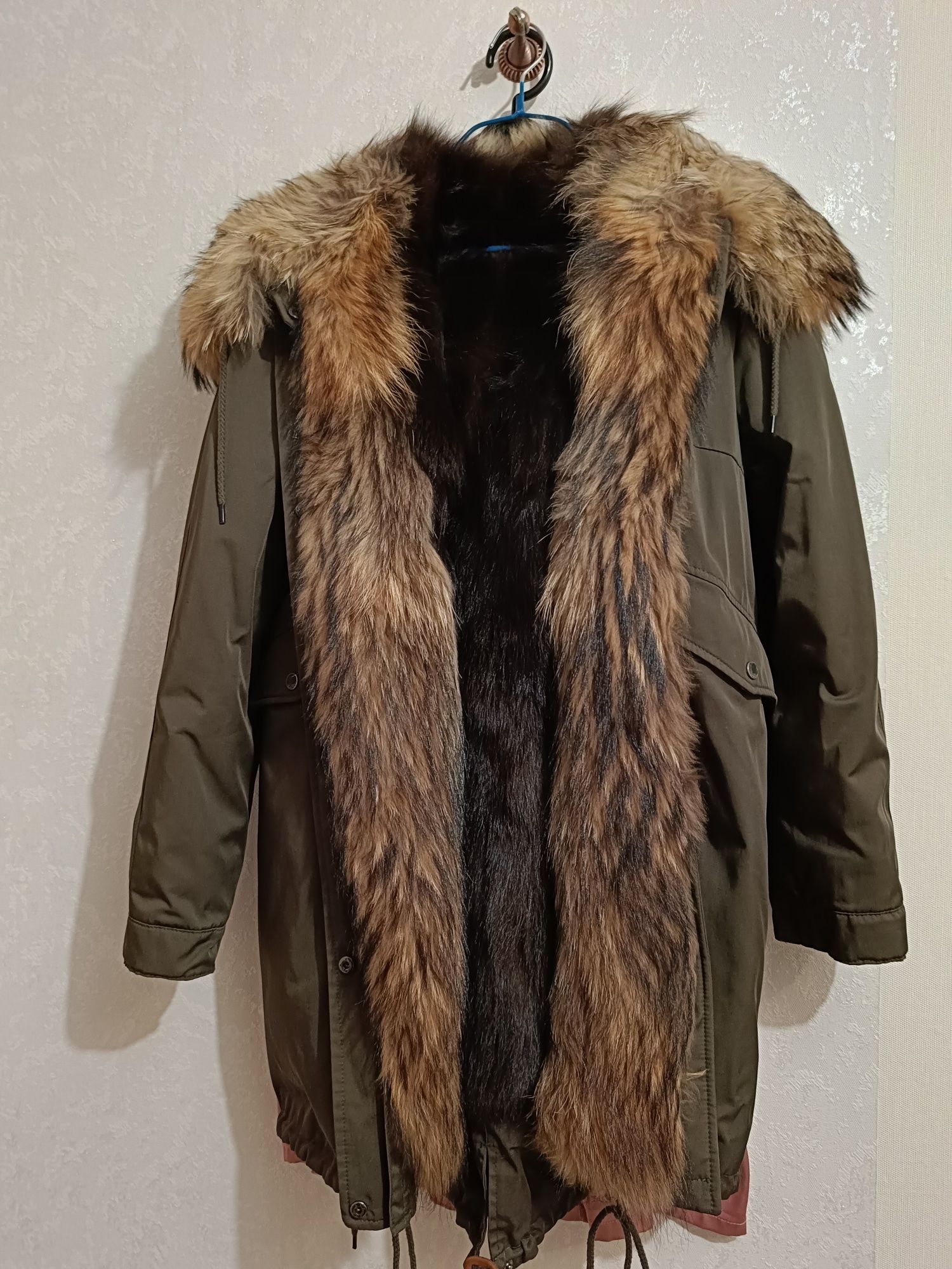 Продам зимнюю парку