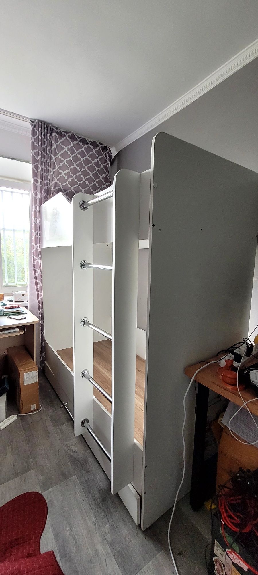 Продам кровать детскую