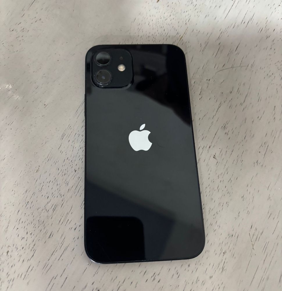 IPhone 12 бу за 95000 тг ,он не скрывался ,доставим сами !