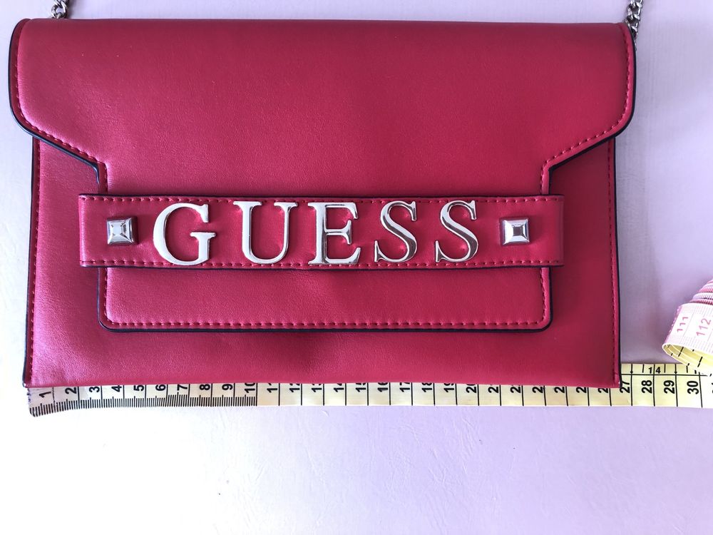 Продаётся сумка Guess. Оригинал