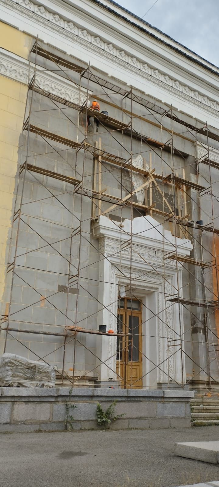 Аренда опалубка и леса, Строительные леса с доставкой