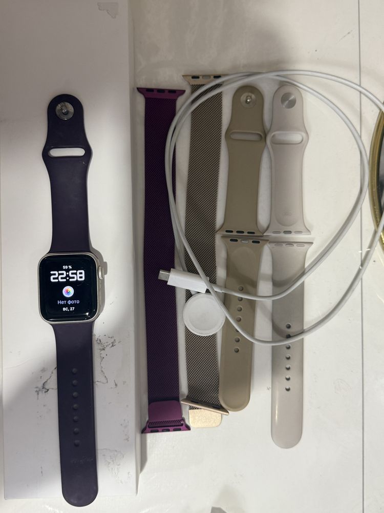 Часы Apple Watch se 2
