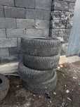 Резина 235/55 R17 продам
