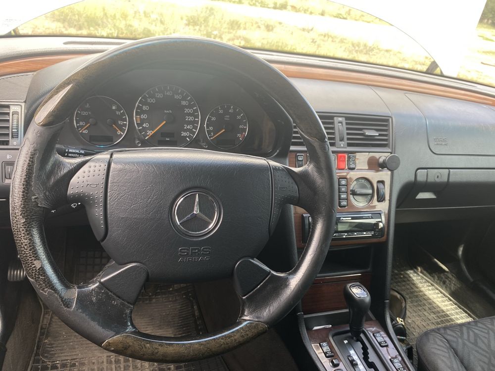 Продам руль Мерседес W202,W201,W124,W210