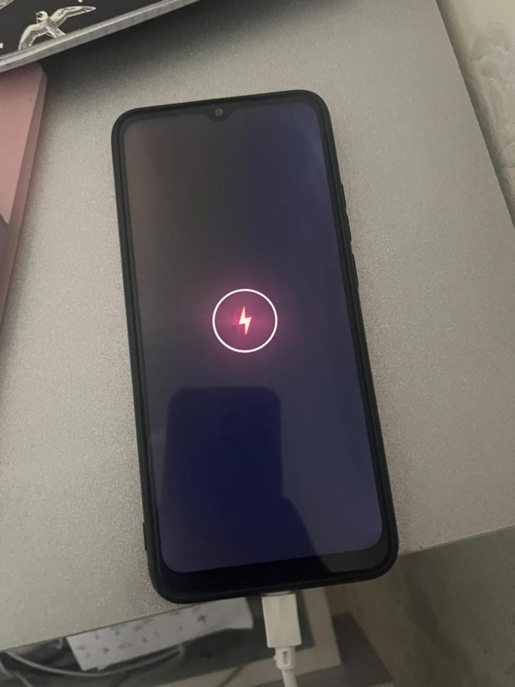 Oppo 64 гб в отличном состоянии