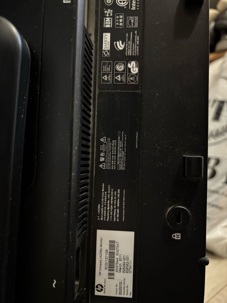 Монитор HP