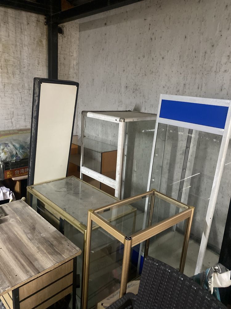 Продам витрины по 10000тг