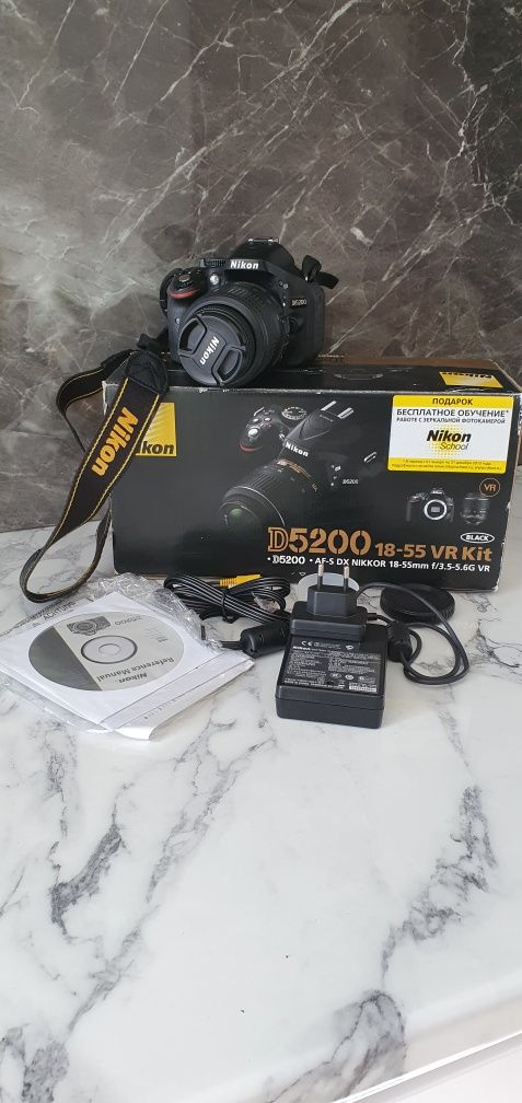 Зеркальный фотоаппарат Nikon d5200