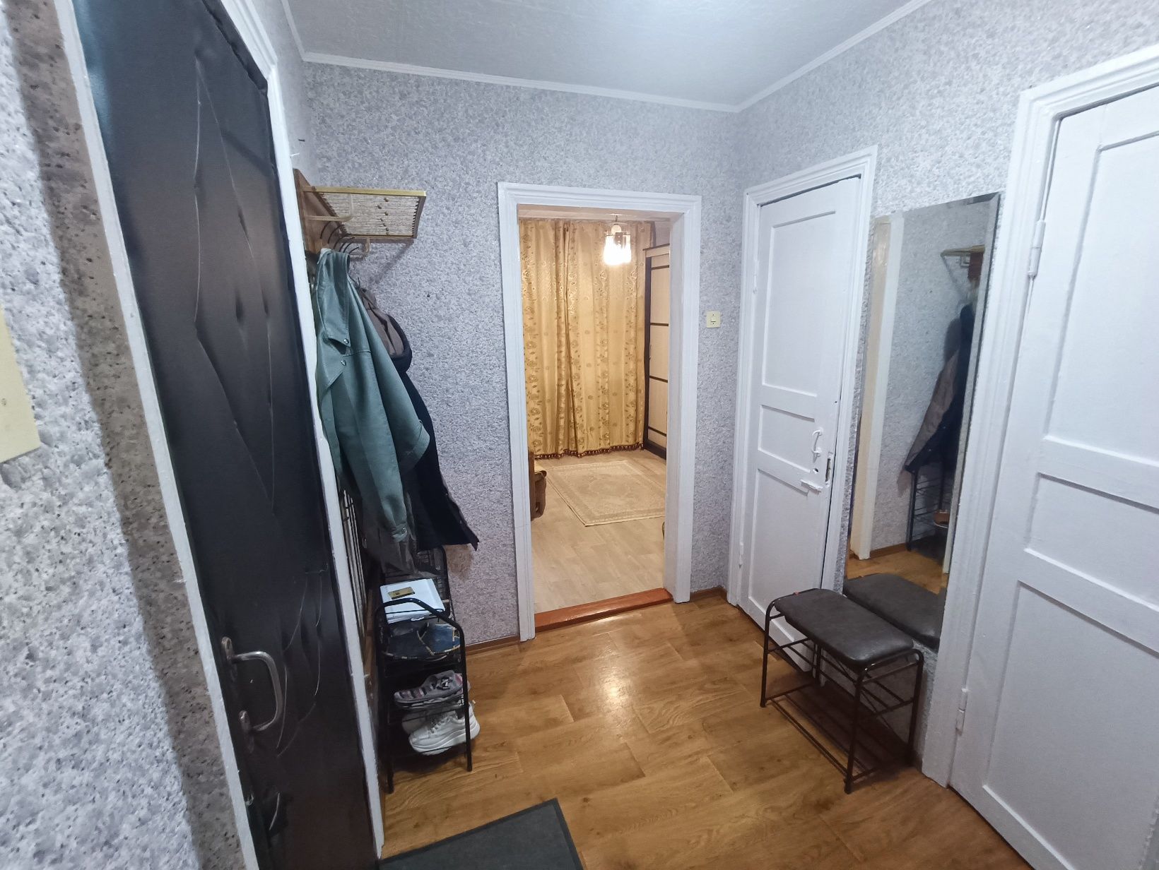 Продам 2-х комн. квартиру