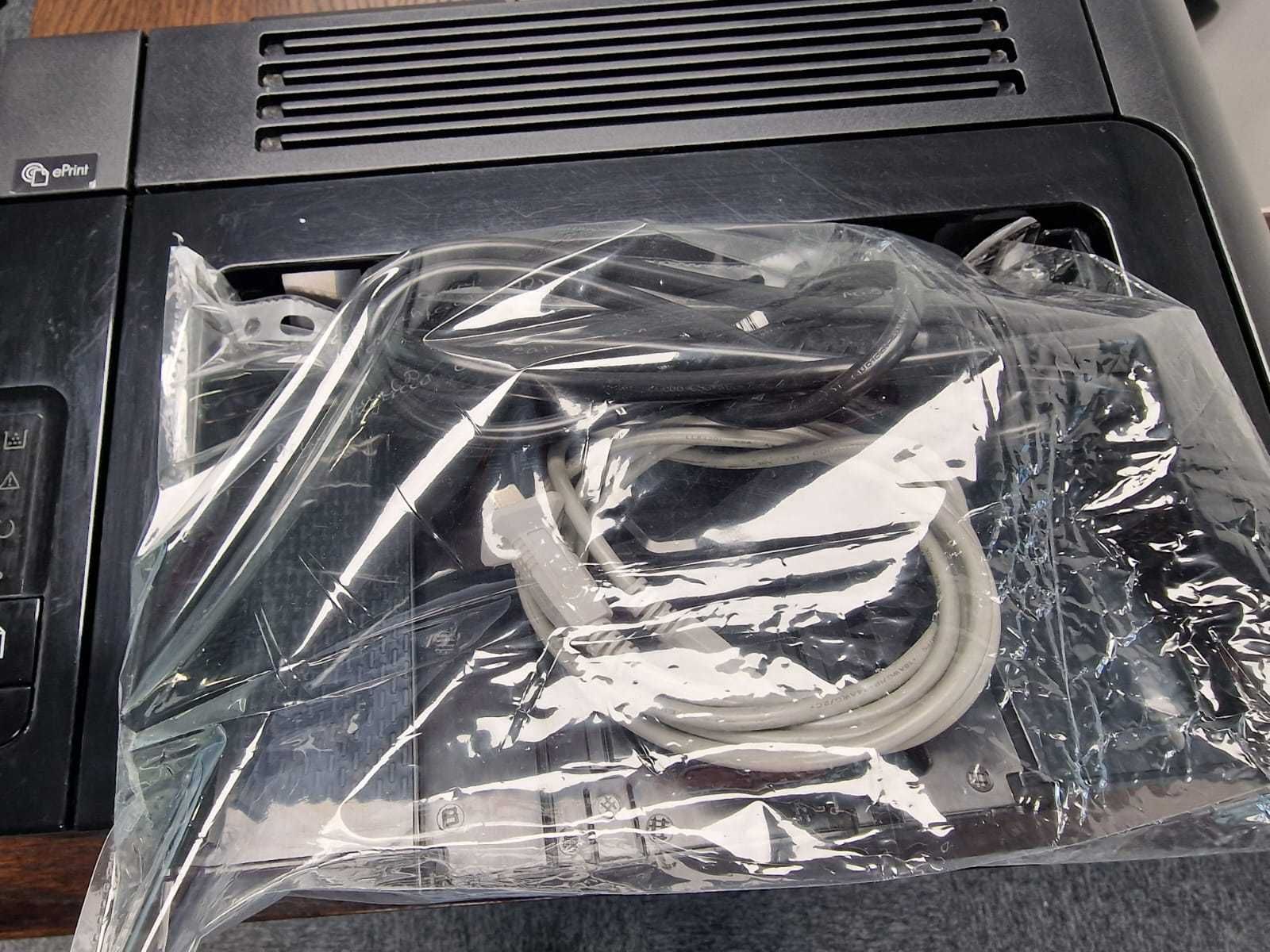 Продам принтер HP Laserjet P1606dn