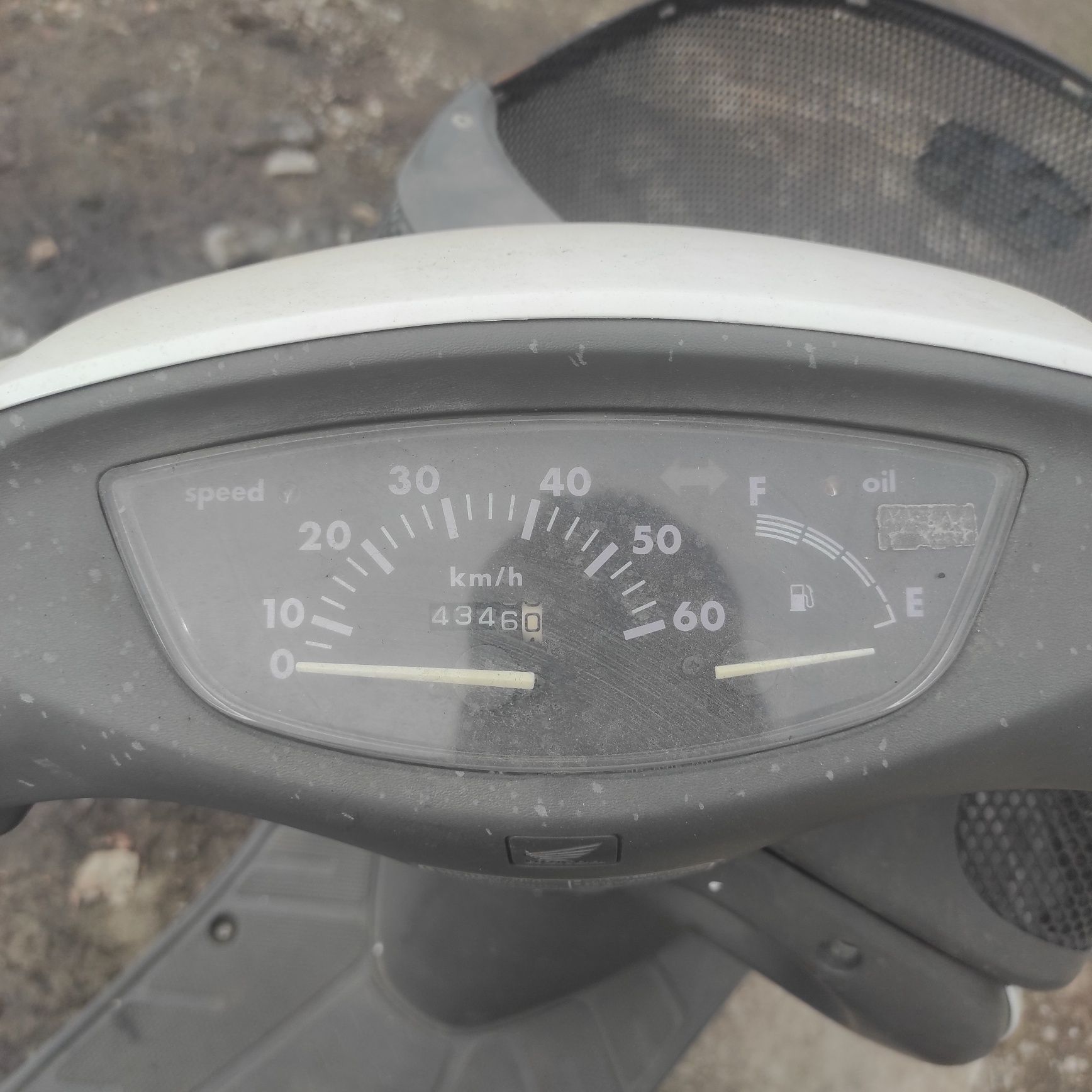 мопед Honda cesta