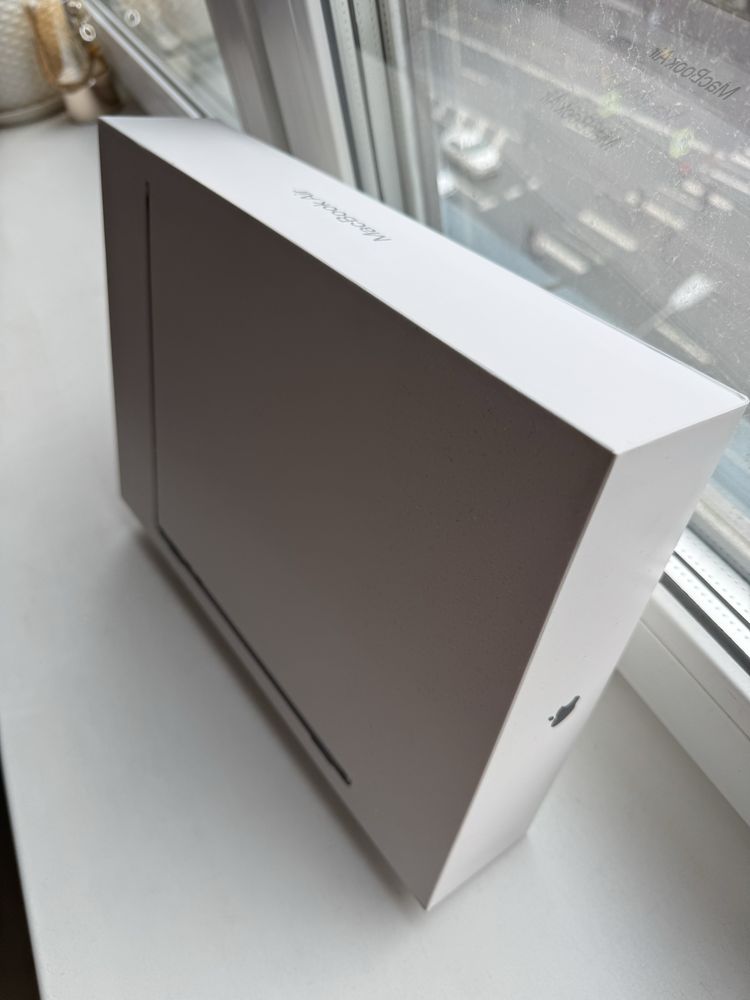 Новый Macbook m3 air