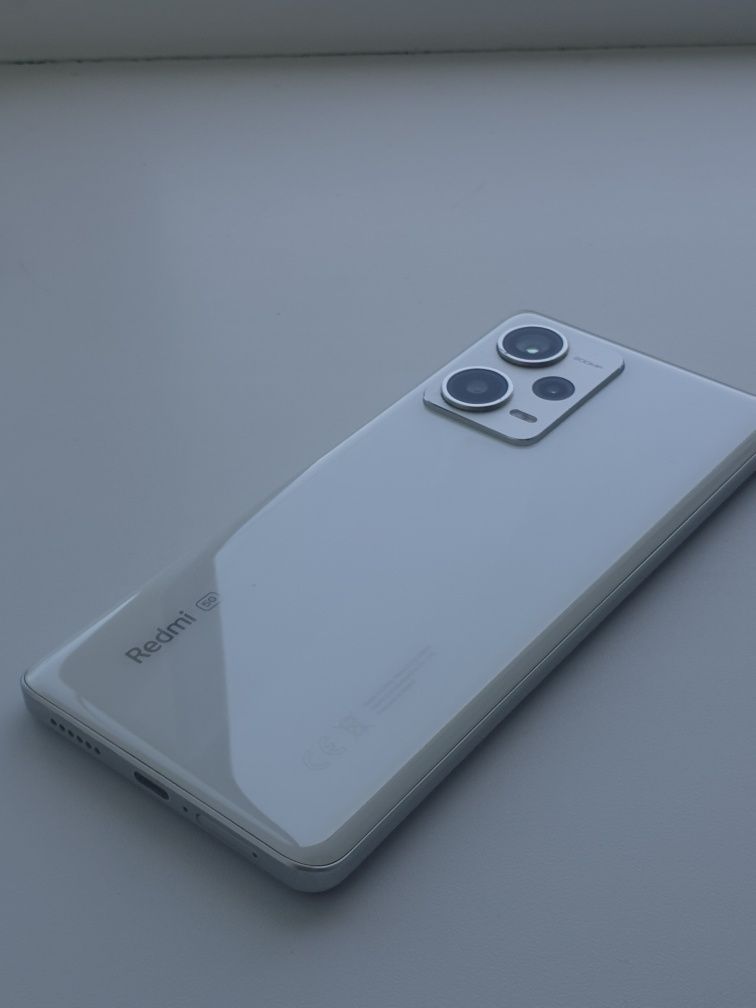 Продам Xiaomi redmi note 12pro+ 5G