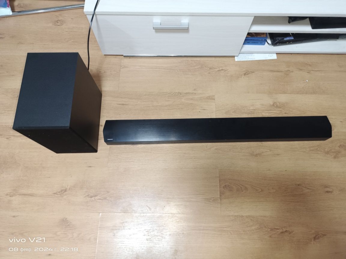 Продам саундбар Samsung