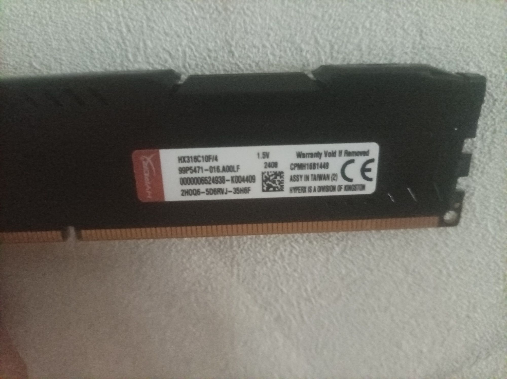 Продам быстро оперативную память DDR3 HYPER X FURY Kingston