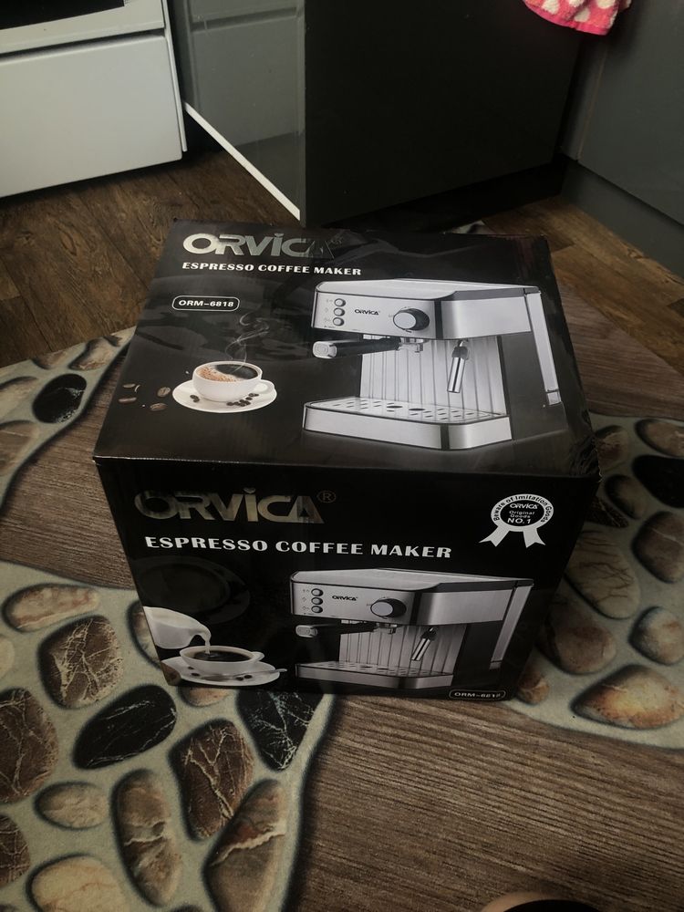 Кофемашинка Orvica 6818 ORM