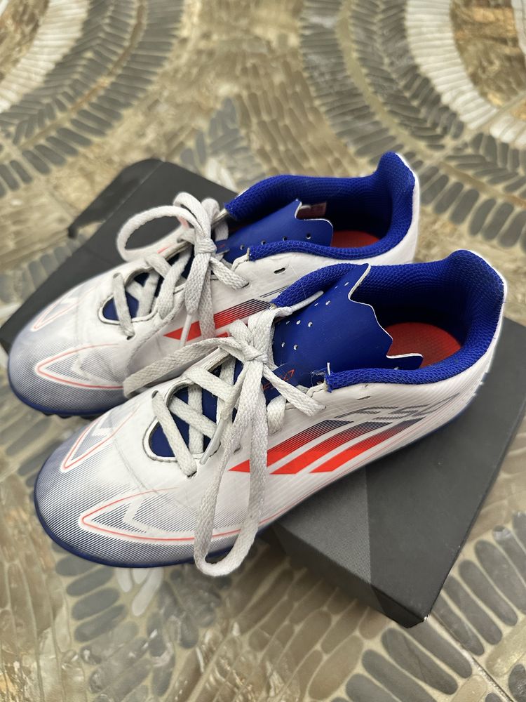Оригинал addidas f50