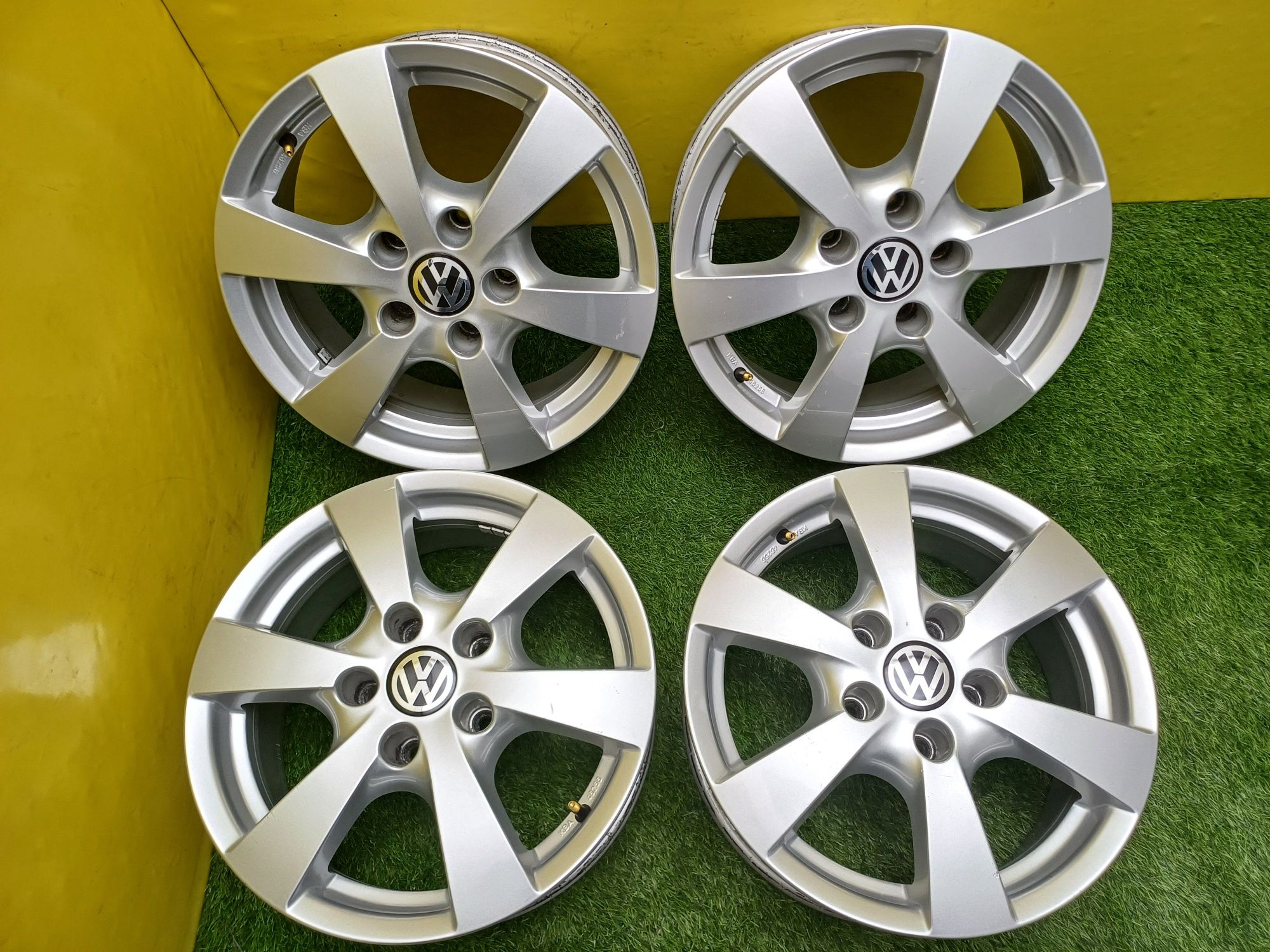 Диски R16 5×120 на Volkswagen T5 T6