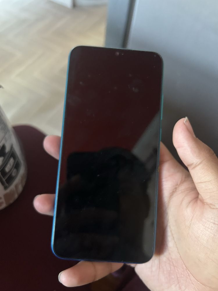 Продаю срочно смартфон Miui!!! Redmi 9C