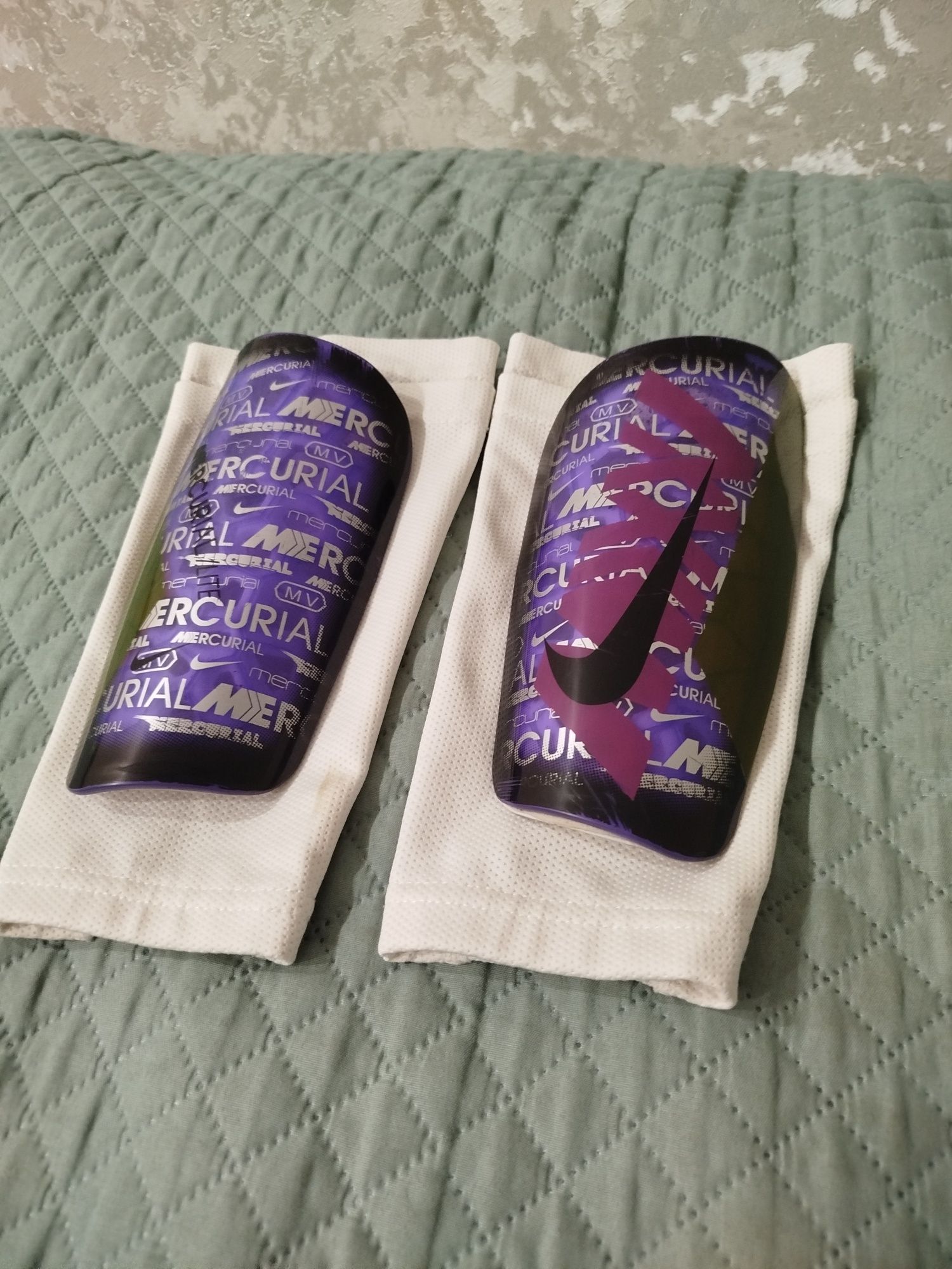 Щитки mercurial lite+фиксаторы