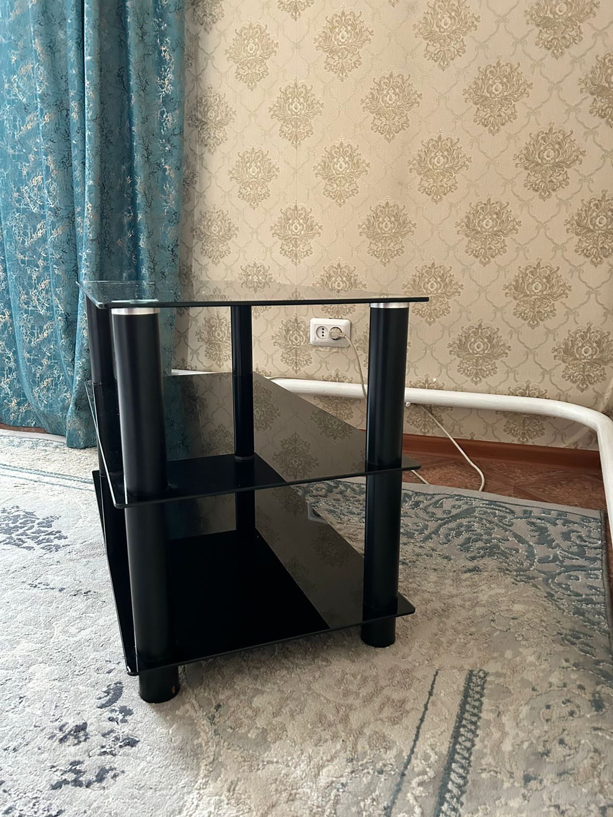 Подставка для телевизора