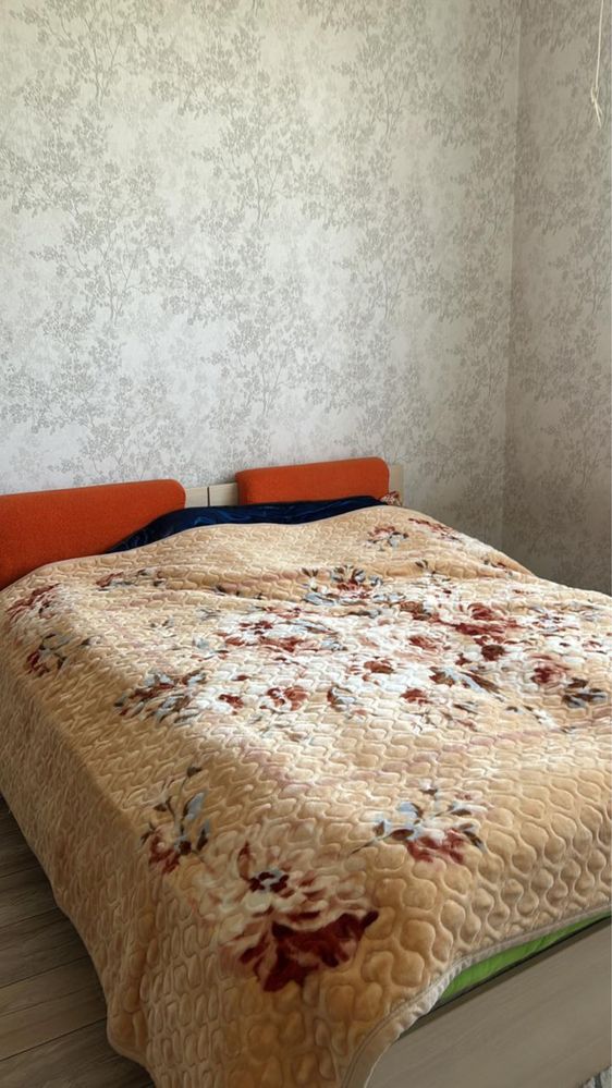 Продам детскую гарнитуру