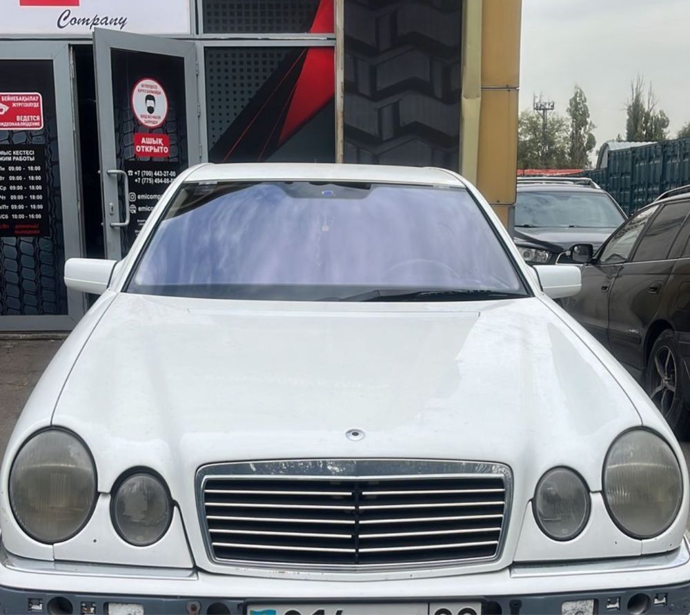 Автостекло Лобовое)хова , фш 12,-13, робот