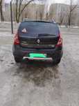 Продам машину Рено Сандеро степвей . 2014 год автомат .