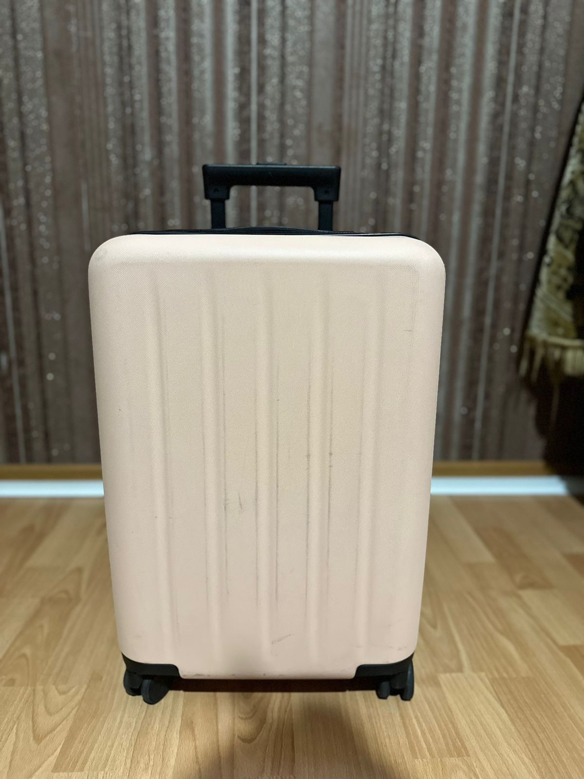 чемодан NINETYGO Danube MAX 20'' в розовом цвете