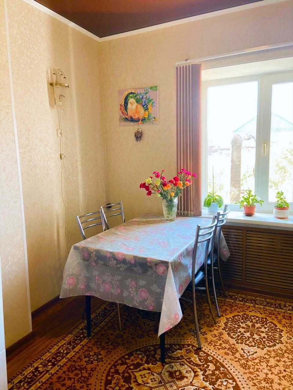 Продам 3 комн дом на ул. Маляров в Восточной части города.