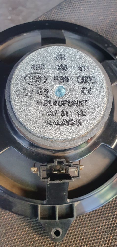 Продаю динамик на ауди а6с5