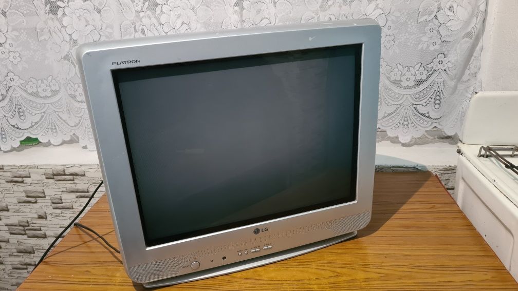 Продам телевизор