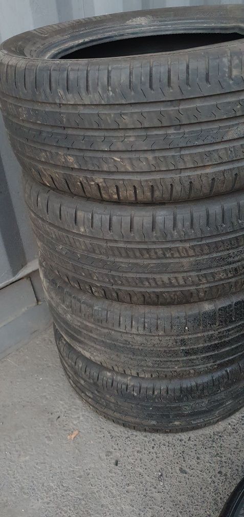 Продам шины 225 50 R17