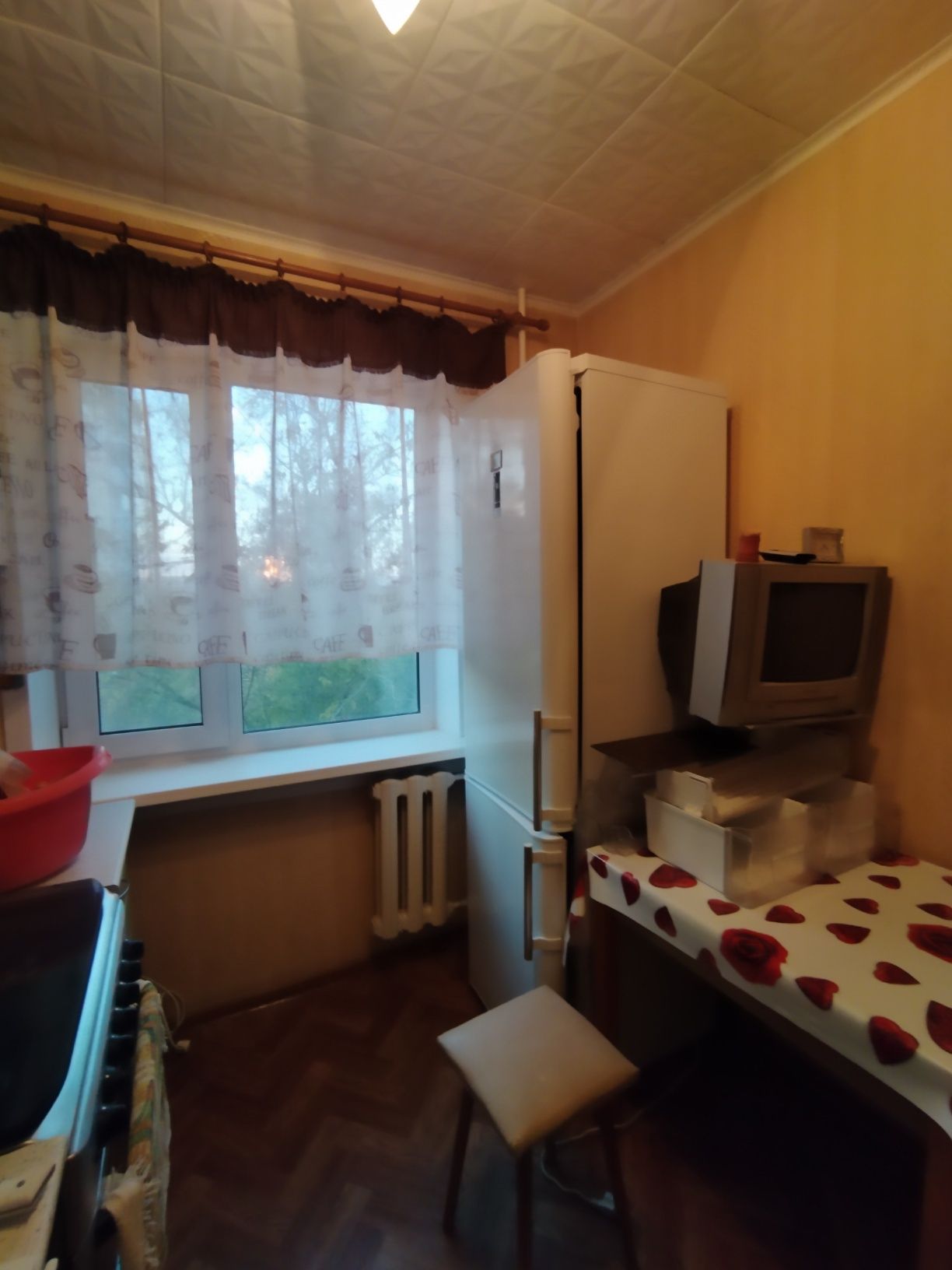 Продается 4-х комнатная квартира на Юго Востоке.